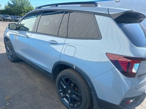 Used 2024 Honda Passport Black Edition image 5