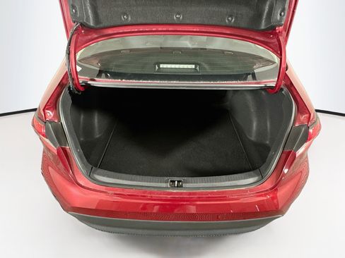 Used 2025 Toyota Corolla LE FWD image 28