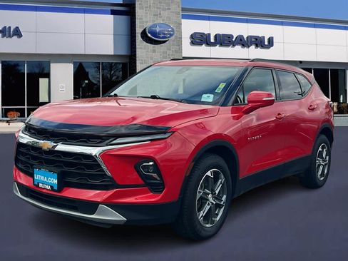Used 2024 Chevrolet Blazer LT AWD/4WD image 1