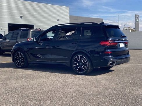 Certified 2021 BMW X7 xDrive40i w/ M Sport Package image 9