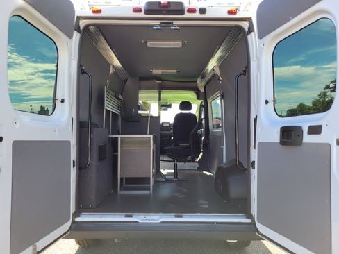 Used 2025 RAM ProMaster 1500 w/ Quick Order Package 22G SLT FWD image 17