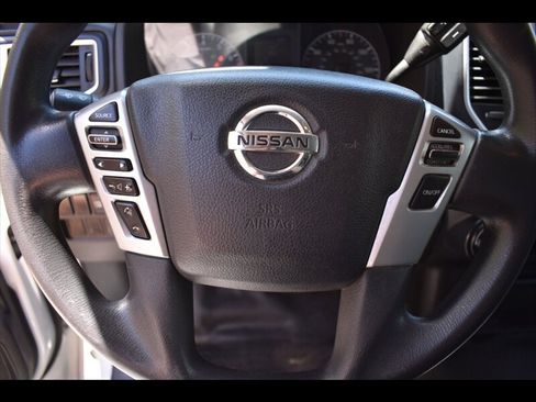 Used 2017 Nissan Titan S AWD/4WD image 12