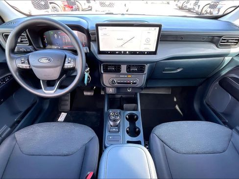 New 2025 Ford Maverick XL image 5