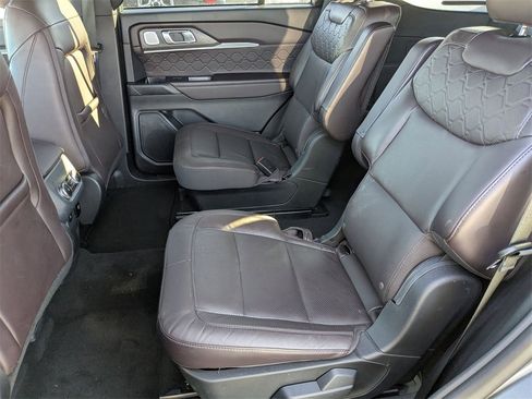 Used 2025 Ford Explorer Platinum w/ LUX Leather Package image 29