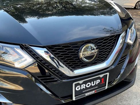 Certified 2022 Nissan Rogue Sport SL image 28