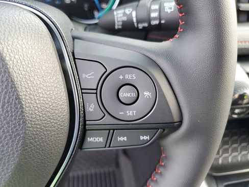 New 2025 Toyota RAV4 SE image 27