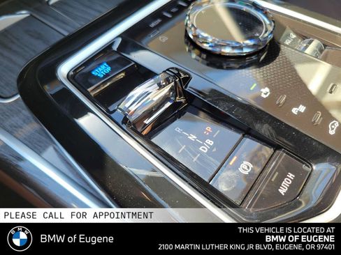 Used 2025 BMW i7 eDrive50 w/ M Sport Package RWD image 30