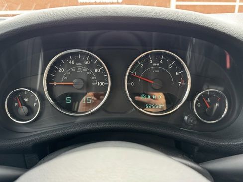 Used 2018 Jeep Wrangler Unlimited Sport image 21