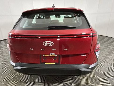 Used 2026 Hyundai Kona SE AWD/4WD image 3