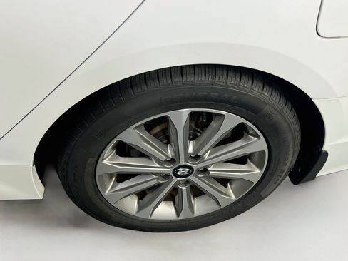 Used 2016 Hyundai Sonata Limited w/ Cargo Package FWD image 30