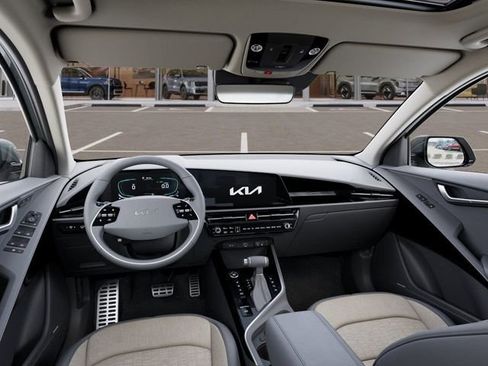 New 2026 Kia Niro SX Touring FWD image 14