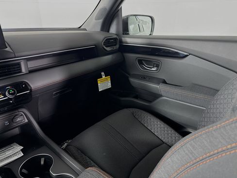 New 2026 Honda Pilot Sport image 28