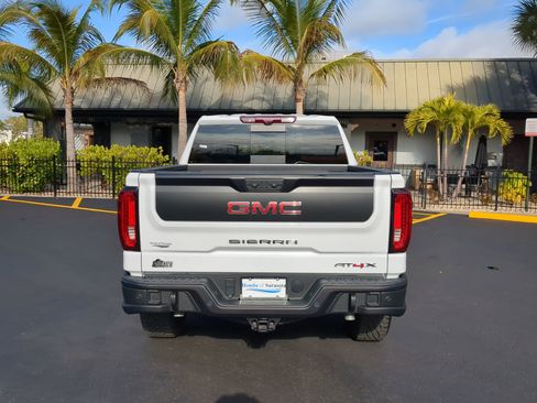 Used 2024 GMC Sierra 1500 AT4X w/ AT4X AEV Edition image 7