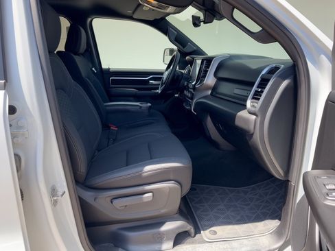 Used 2025 RAM 1500 Big Horn AWD/4WD image 30