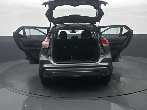 Used 2024 Nissan Kicks S FWD image 39