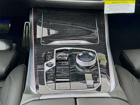 New 2026 BMW X5 xDrive50e w/ Executive Package image 16
