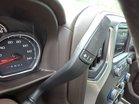 Used 2019 Chevrolet Silverado 1500 RST image 16