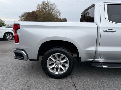Used 2019 Chevrolet Silverado 1500 LTZ image 40