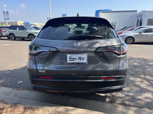 New 2026 Honda HR-V LX image 5