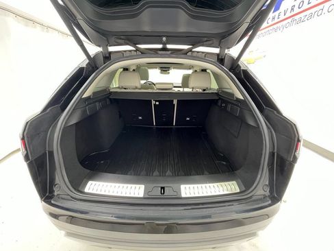 Used 2019 Land Rover Range Rover Velar S AWD/4WD image 7