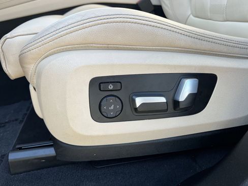 Used 2022 BMW X7 xDrive40i image 14