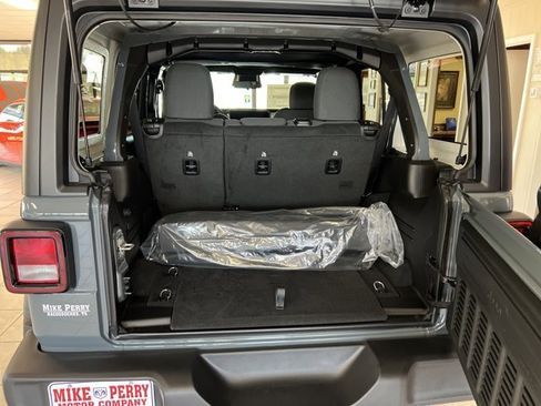 New 2026 Jeep Wrangler Unlimited Sport AWD/4WD image 8