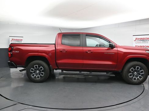 Used 2023 Chevrolet Colorado Z71 w/ Advanced Trailering Package AWD/4WD image 9