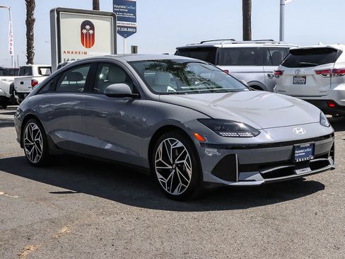 Used 2023 Hyundai Ioniq 6 SEL RWD image 3