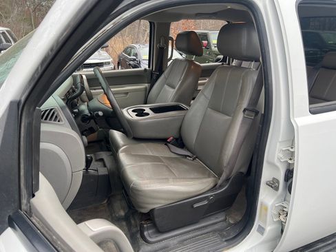 Used 2013 GMC Sierra 2500 W/T w/ Snow Plow Prep Package image 13