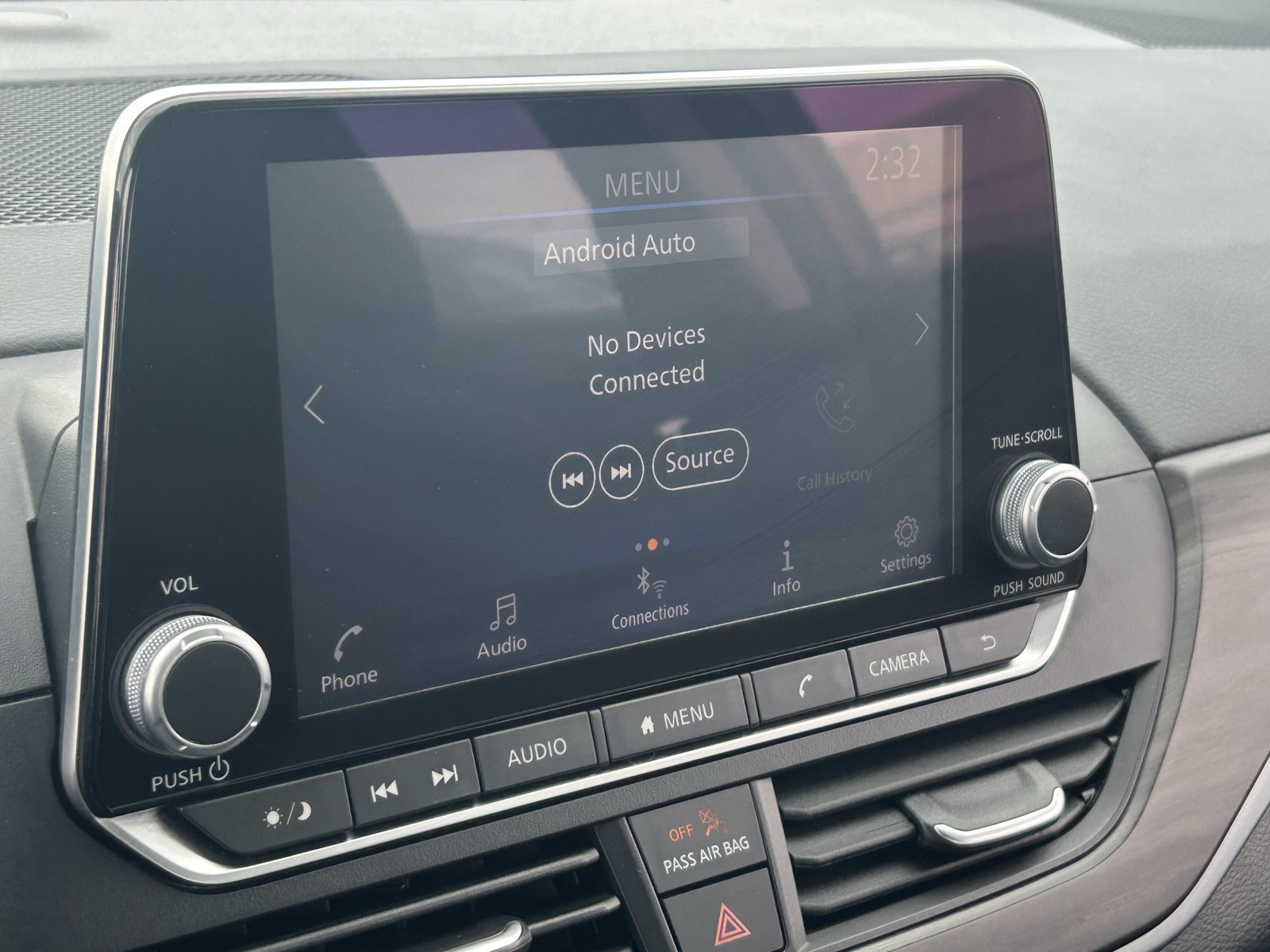Used 2025 Nissan Altima 2.5 SV FWD image 18