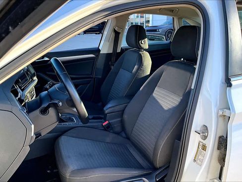 Used 2024 Volkswagen Jetta S image 8