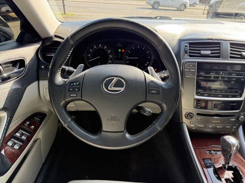 Used 2008 Lexus IS 250 AWD image 18