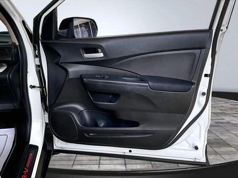 Used 2016 Honda CR-V SE image 24