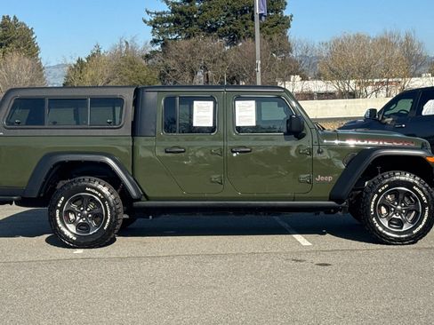 Used 2022 Jeep Gladiator Rubicon image 3
