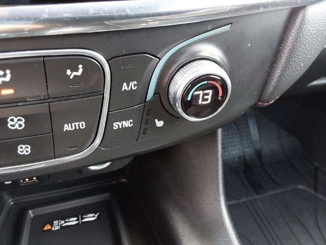 Used 2023 Chevrolet Traverse RS w/ LPO, Floor Liner Package AWD/4WD image 40