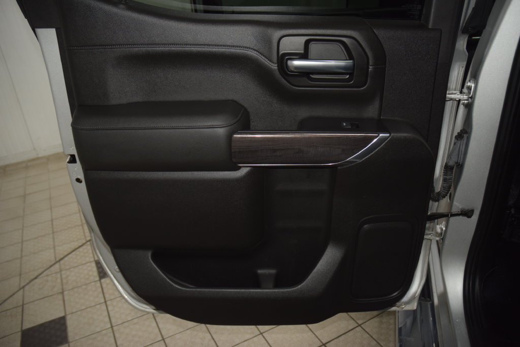 Used 2020 Chevrolet Silverado 1500 LTZ w/ LTZ Premium Package AWD/4WD image 49