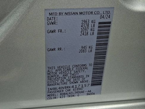 Used 2024 Nissan Altima 2.5 SV w/ SV Premium Package FWD image 29