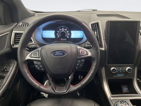 Used 2024 Ford Edge ST-Line image 12
