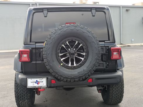 New 2026 Jeep Wrangler Unlimited Rubicon AWD/4WD image 4