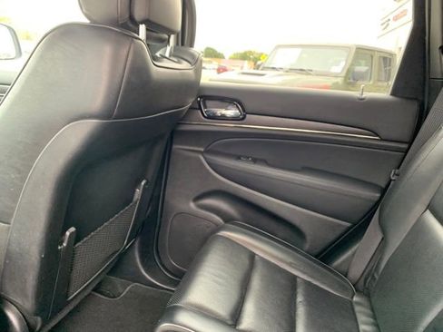 Used 2019 Jeep Grand Cherokee High Altitude AWD/4WD image 9