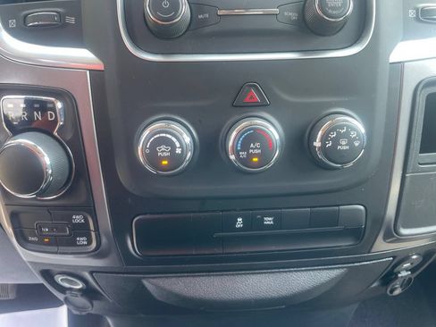 Used 2024 RAM 1500 Classic SLT AWD/4WD image 19