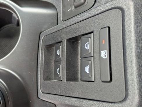 Used 2024 Ford Bronco Badlands image 22