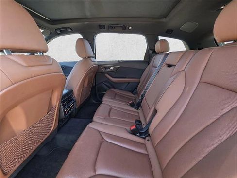 Certified 2021 Audi Q7 2.0T Premium Plus w/ Executive Package image 17