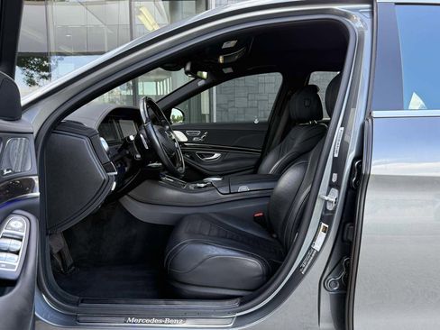 Used 2016 Mercedes-Benz S 550 Sedan image 34