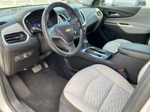 Used 2020 Chevrolet Equinox LT w/ Driver Convenience Package FWD image 25