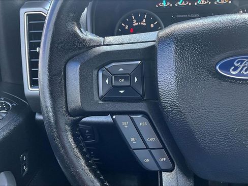 Used 2019 Ford F150 XLT w/ Equipment Group 302A Luxury AWD/4WD image 17