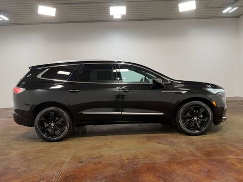 Used 2023 Buick Enclave Essence w/ Experience Buick Package AWD/4WD image 23