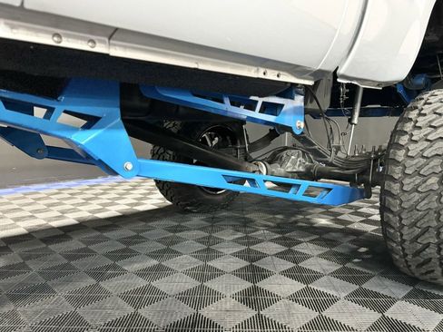 Used 2014 Ford F250 Platinum w/ FX4 Off-Road Package image 11