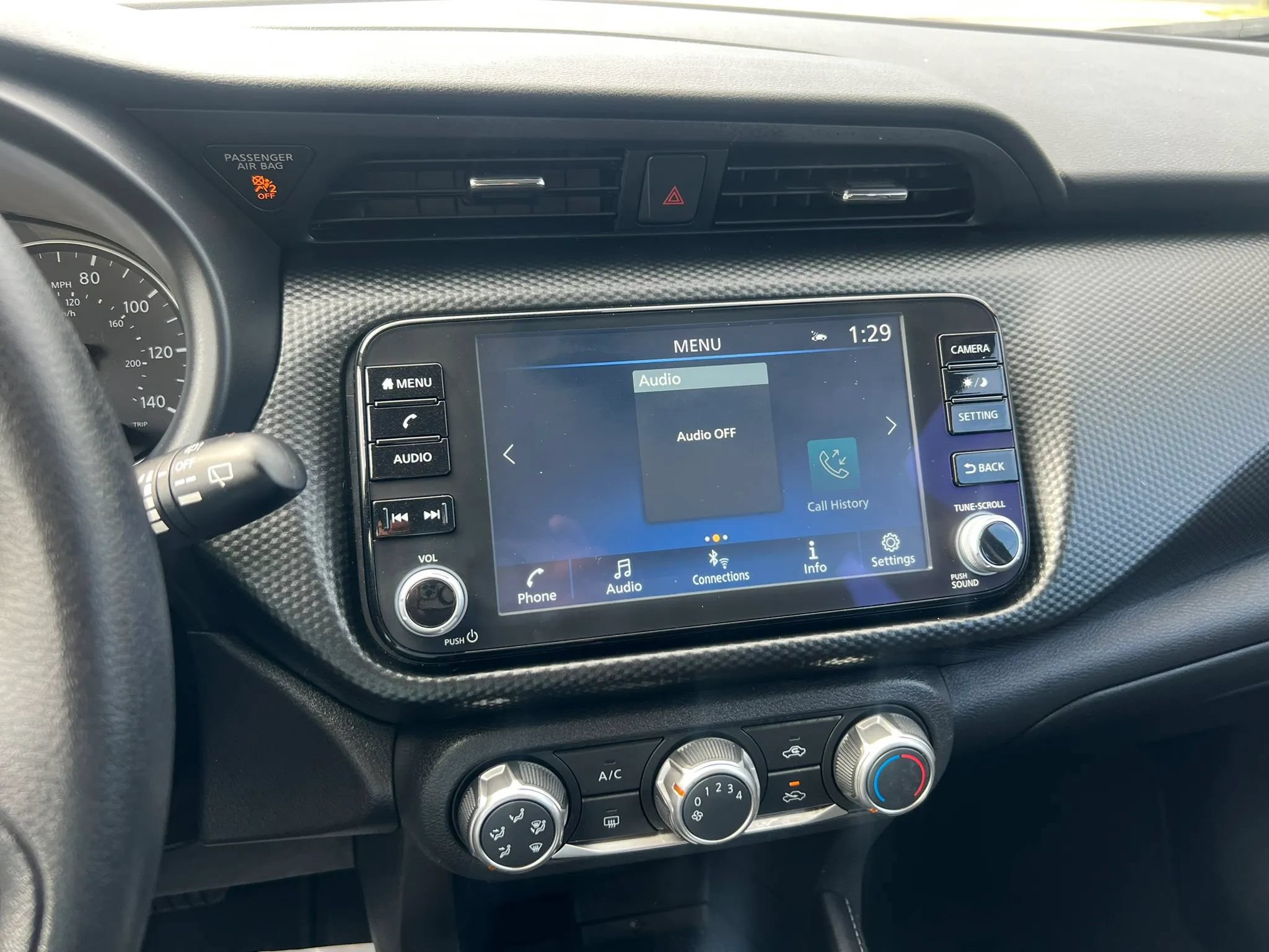 Used 2024 Nissan Kicks SV w/ Exterior Package FWD image 22