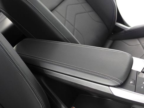 Used 2025 BMW X1 xDrive28i w/ Convenience Package image 16